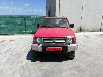 MITSUBISHI MONTERO (V20/V40)