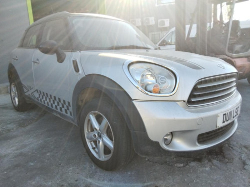  MINI COUNTRYMAN (R60)(2010) 