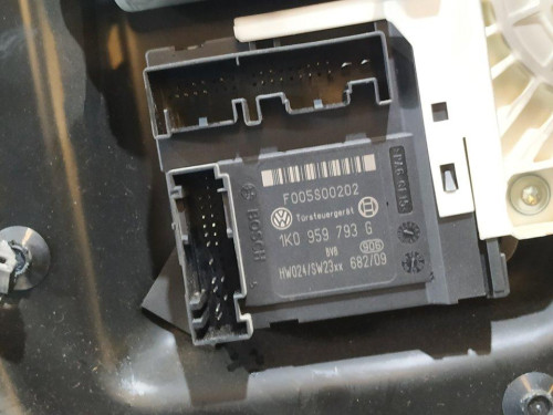  ELEVALUNAS DELANTERO IZQUIERDO VOLKSWAGEN PASSAT VARIANT (3C5) 