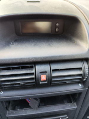 SISTEMA AUDIO / RADIO CD