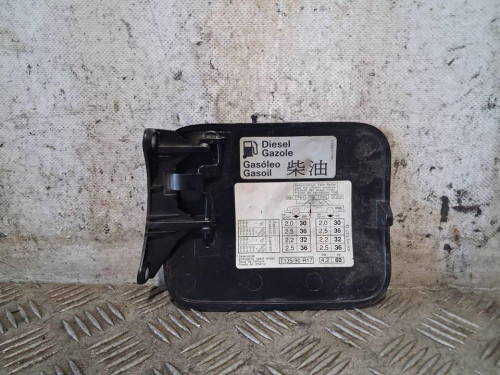 TAPA EXTERIOR COMBUSTIBLE 