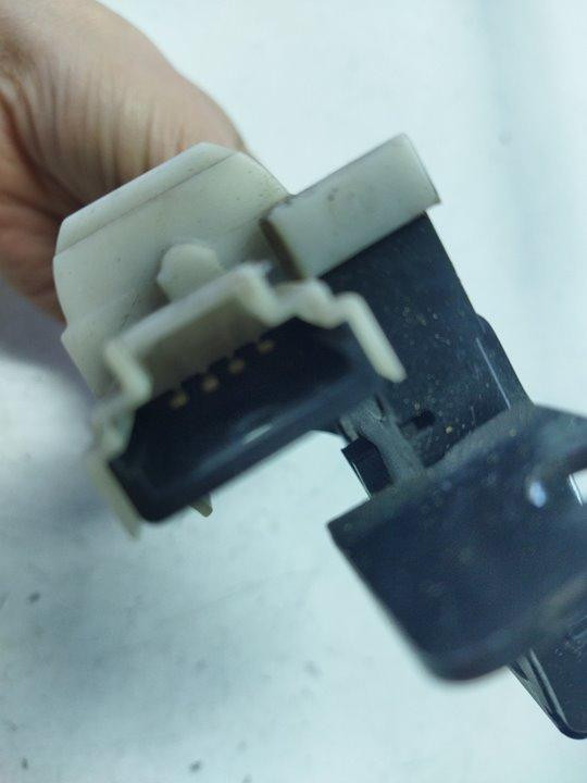 CERRADURA MALETERO / PORTON