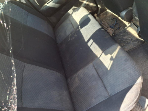 JUEGO ASIENTOS COMPLETO Toyota HILUX (KUN) 