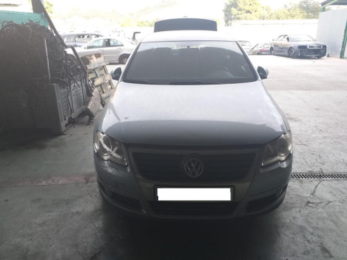  VOLKSWAGEN PASSAT BERLINA (3C2) 