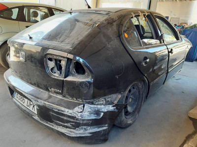 SEAT LEON (1M1)
