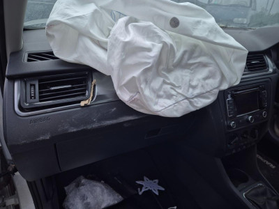 GUANTERA, SKODA, RAPID (NH)