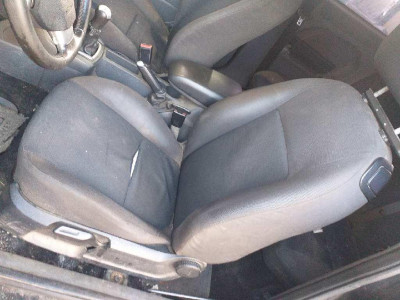 FORD FOCUS BERLINA (CAP)