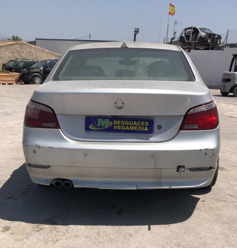 BMW SERIE 5 BERLINA (E60) — vehículo donante para recambios 