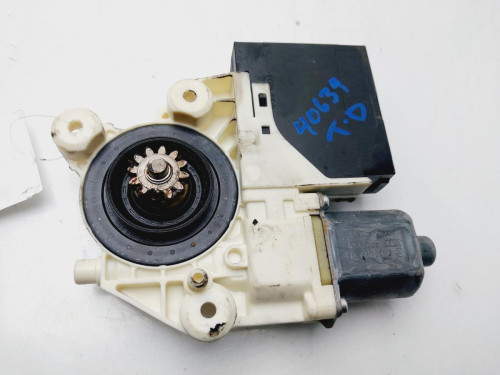 MOTOR ELEVALUNAS TRASERO DERECHO FORD FOCUS BERLINA (CAP) 