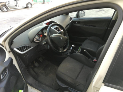 PEUGEOT 207 SW