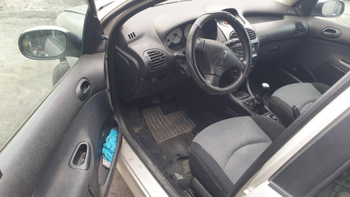 PEUGEOT 206 — автомобиль-донор на запчасти 