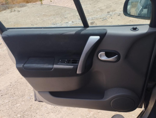 RENAULT SCENIC II (JM) — автомобиль-донор на запчасти 