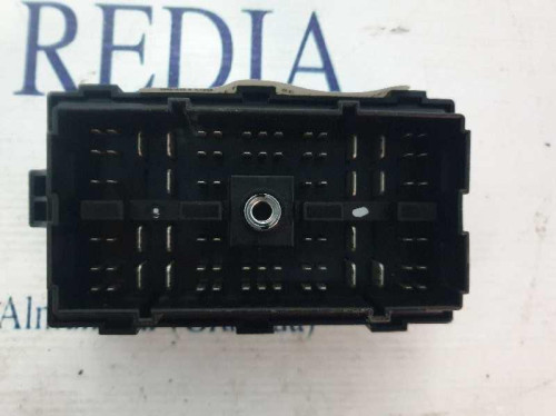  CAJA RELES / FUSIBLES CHEVROLET LACETTI 