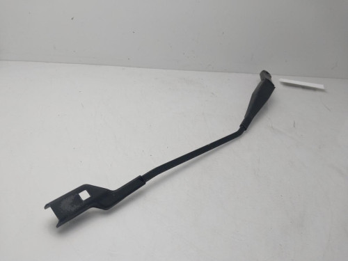 BRAZO LIMPIA DELANTERO DERECHO Ford KUGA (CBV) 