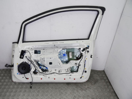 PUERTA DELANTERA DERECHA de segunda mano