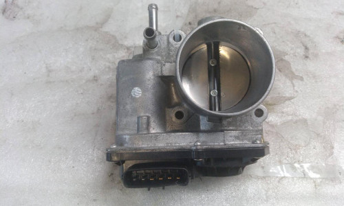 CAJA MARIPOSA Toyota AURIS (E15) 