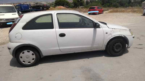 OPEL CORSA C — автомобиль-донор на запчасти 