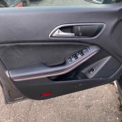 MERCEDES-BENZ CLASE CLA (BM 117)