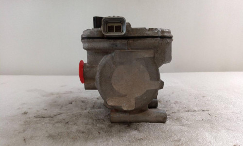  BOMBA DIRECCION TOYOTA YARIS (P13) 