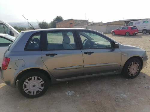 FIAT STILO (192) — автомобиль-донор на запчасти 