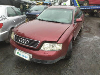 AUDI A6 BERLINA (4B2)