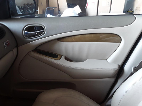 GUARNECIDO PUERTA DELANTERA DERECHA JAGUAR S-TYPE (03.1999) 