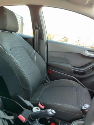 FORD FIESTA (CE1)