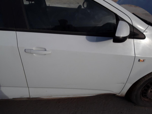 PUERTA DELANTERA DERECHA CHEVROLET AVEO HATCHBACK 
