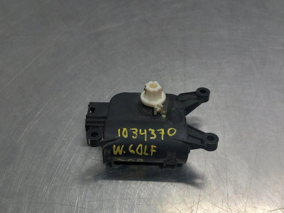 MOTOR APERTURA TRAMPILLAS CLIMATIZADOR, VOLKSWAGEN, GOLF VI (5K1)(10.2008)