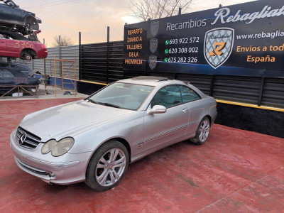MERCEDES-BENZ CLK (BM 209) COUPE