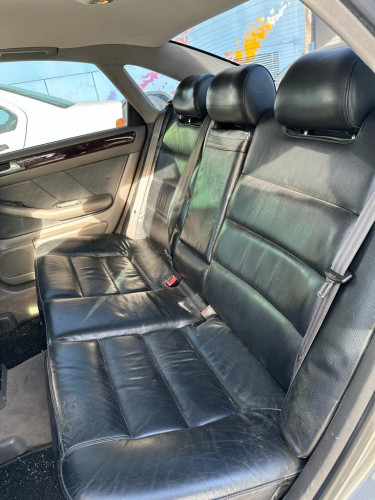  AUDI A6 BERLINA (4B2) 