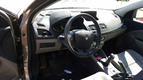 RENAULT MEGANE III BERLINA 5P — автомобиль-донор на запчасти 
