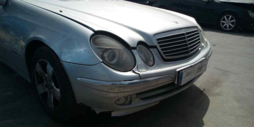  MERCEDES-BENZ CLASE E (BM 211) BERLINA 