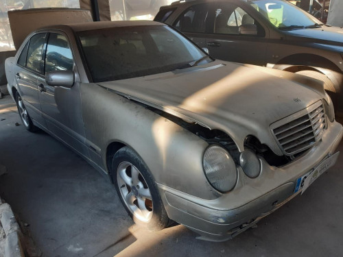 MERCEDES-BENZ CLASE E (BM 210) BERLINA — автомобиль-донор на запчасти 
