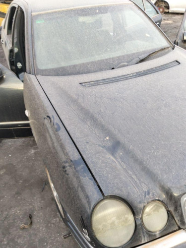 CAPO MERCEDES-BENZ CLASE E (BM 210) BERLINA 