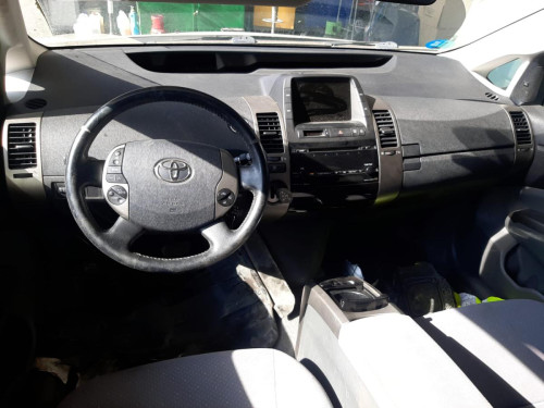  TOYOTA PRIUS (NHW20) 