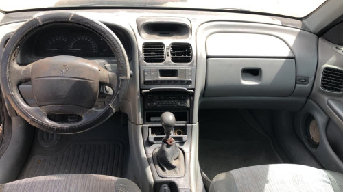 RENAULT LAGUNA (B56) — автомобиль-донор на запчасти 