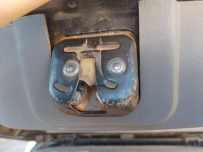 CERRADURA MALETERO / PORTON Nissan Almera (N16/E)(01.2000->)