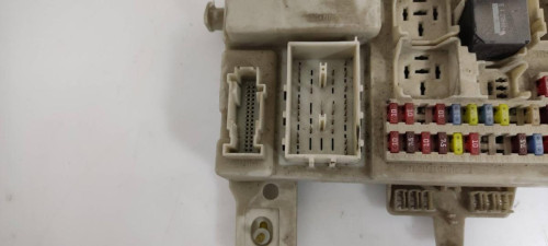 CAJA RELES / FUSIBLES Ford FOCUS C-MAX (CAP)(2003) 