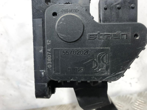  PEDAL ACELERADOR 