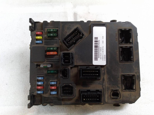  CAJA RELES / FUSIBLES, , 