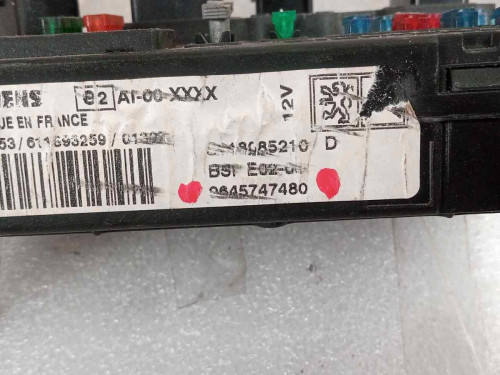  CAJA RELES / FUSIBLES PEUGEOT 206 
