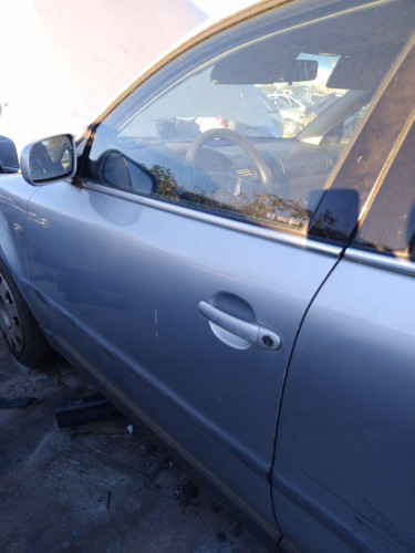  VOLKSWAGEN PASSAT BERLINA (3B3) 