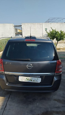 PORTON TRASERO Opel Zafira B (2005->)