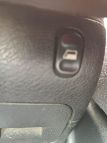 MANDO ELEVALUNAS TRASERO DERECHO Citroen XSARA BERLINA 
