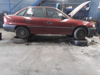 OPEL ASTRA F BERLINA