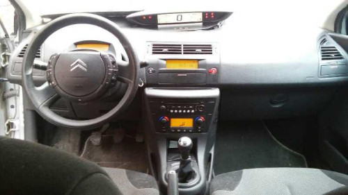  CITROEN C4 BERLINA 