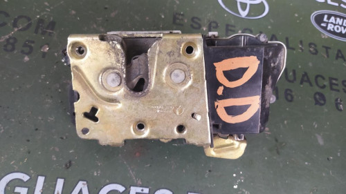 CERRADURA PUERTA DELANTERA DERECHA CITROEN XSARA BERLINA 