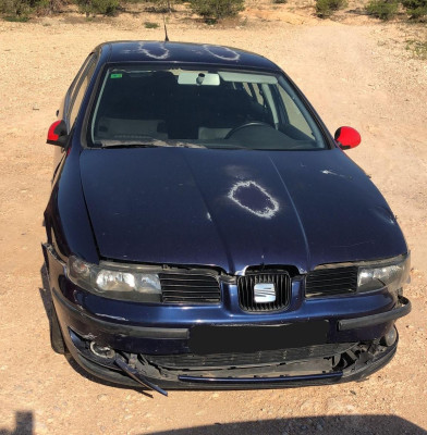 SEAT LEON (1M1)