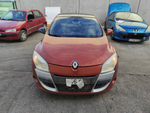 RENAULT MEGANE III COUPE — vehículo donante para recambios 